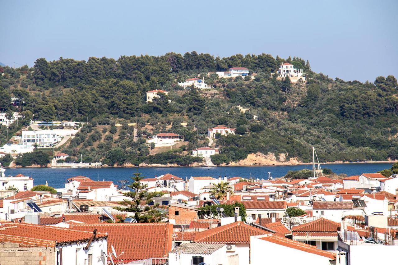 D & E Apartments Skiathos Town Ngoại thất bức ảnh